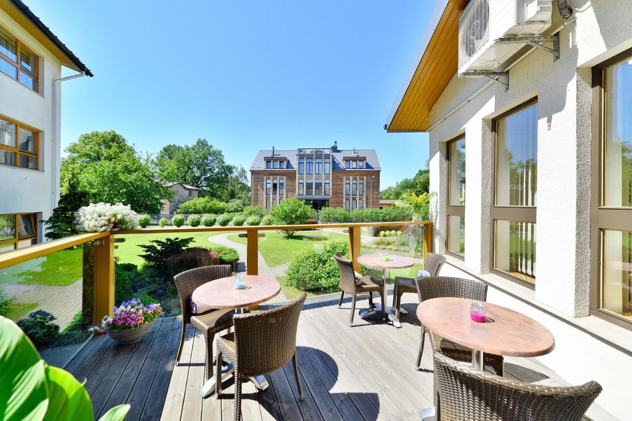 Vantis Riverside 3*