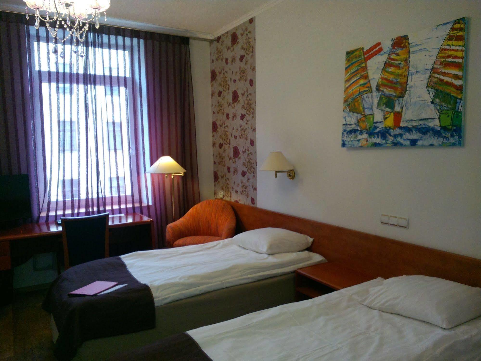 A1 Center Hotel