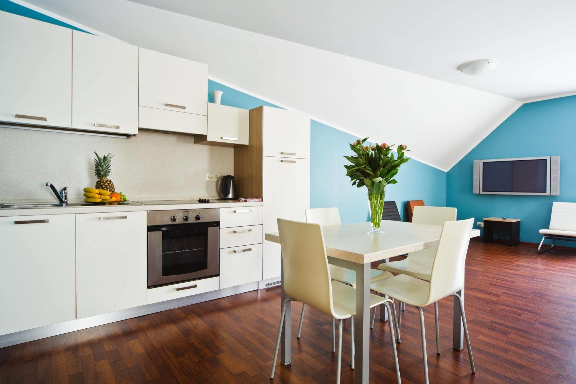 Autosole 4* Riga