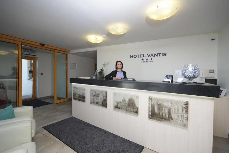 Vantis Riverside Hotel Riga