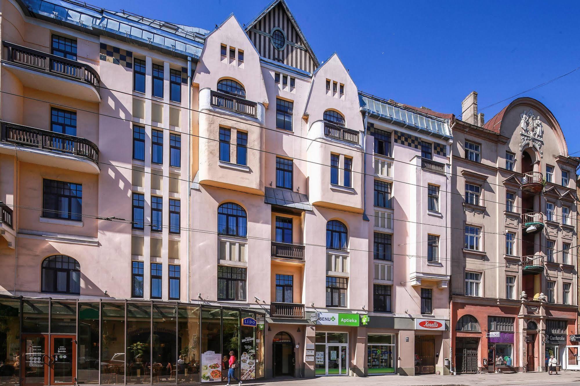 Rigaapartment Gertruda Apartments & Restaurant Aparthotel 3*