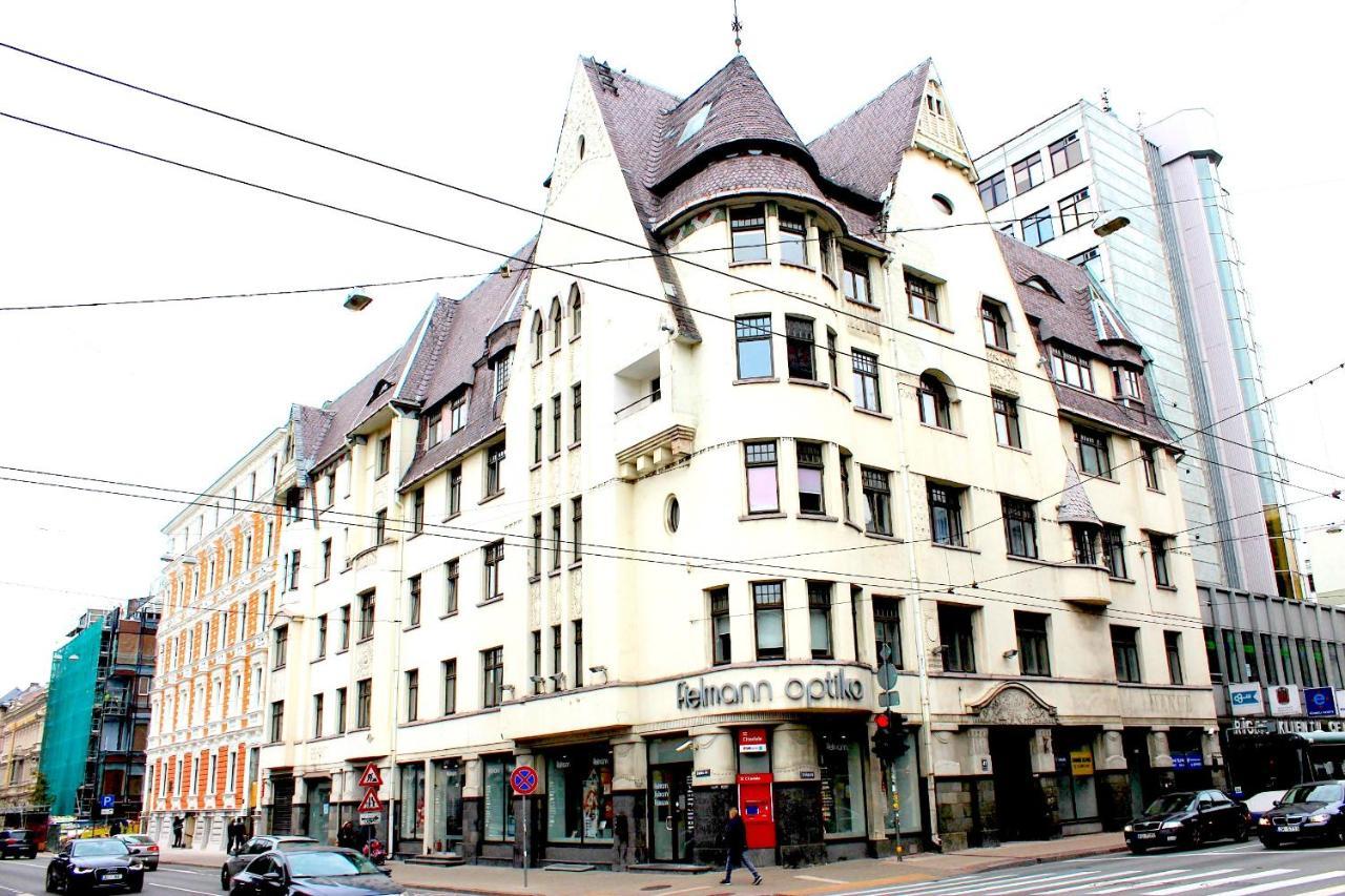 Apartment Brivibas Center *