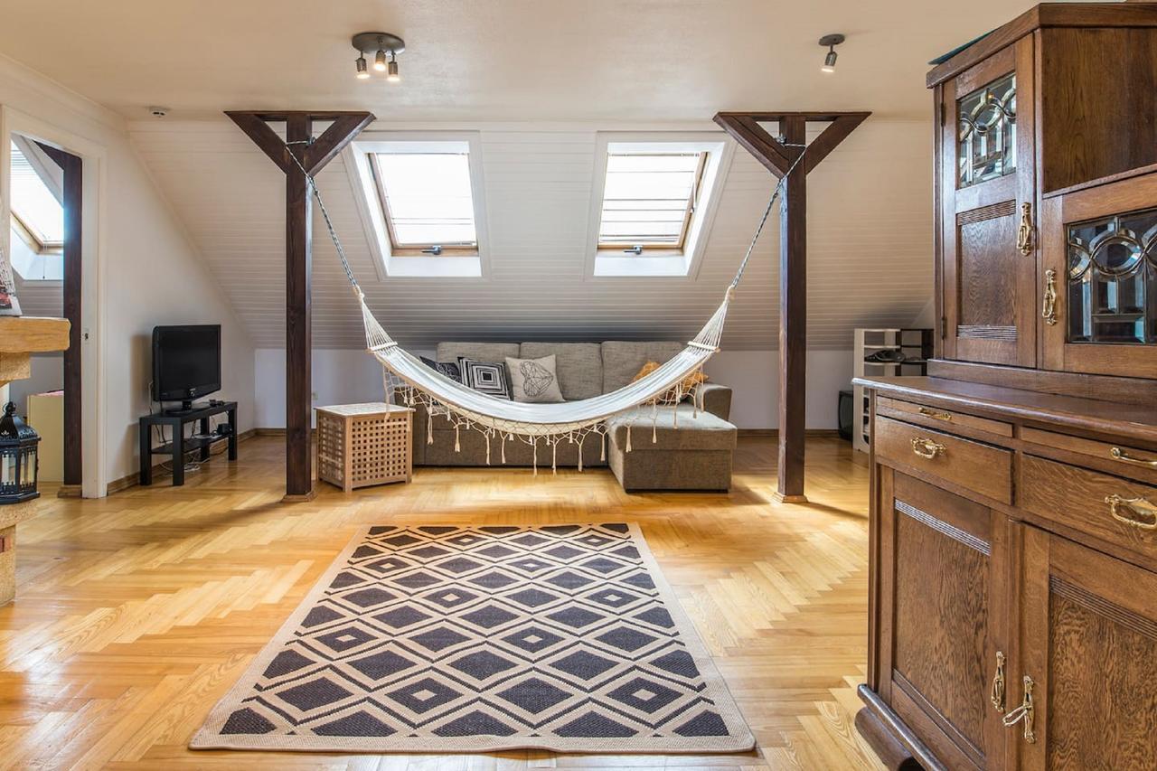 Apartment Old Romantic Loft Riga