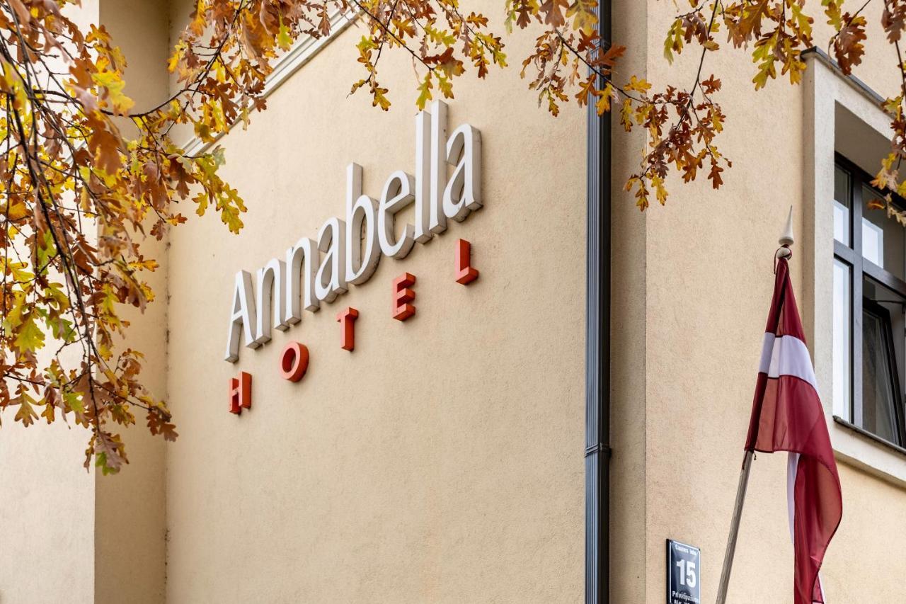 Annabella