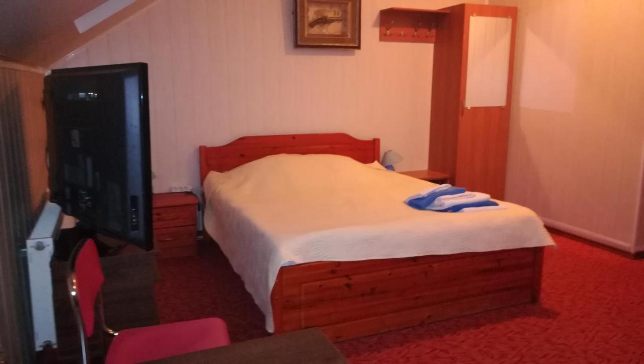 Hotel Cetri Vilni *
