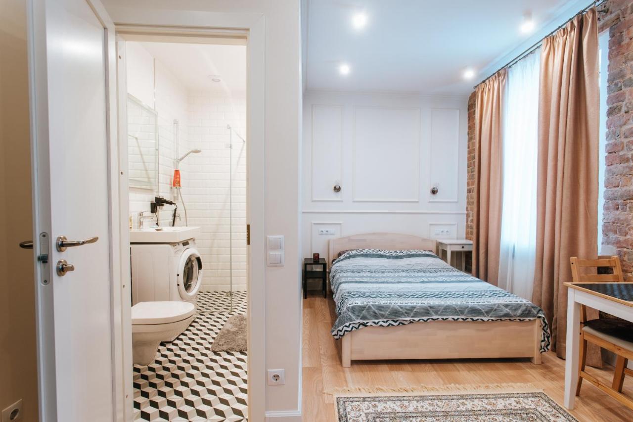 Stylish Latvian-style Near Center, Parks, Cafes & Public Transit * Riga
