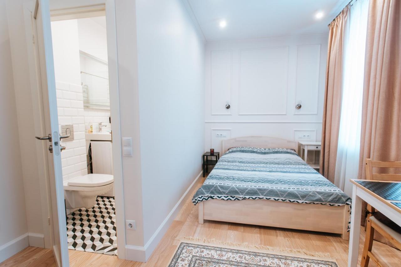 Apartment Stylish Latvian-style Near Center, Parks, Cafes & Public Transit Riga