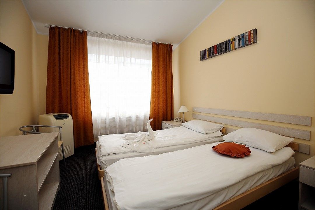 Hotel Tomo Free Parking