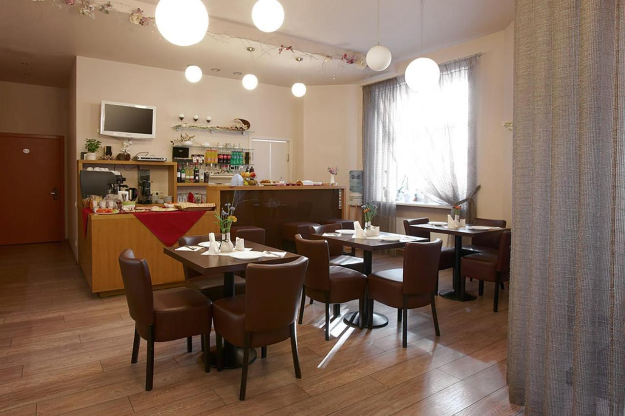Edvards Hotel