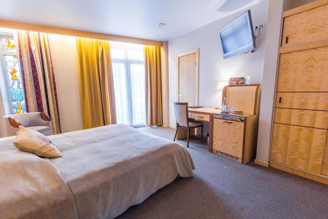 Royal Square & Hotel 5*