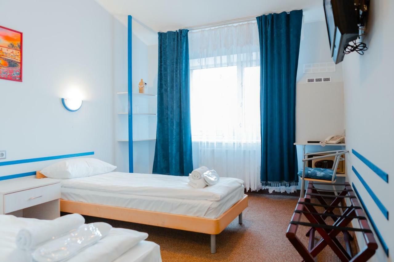 Tomo Free Parking Hotel 3*