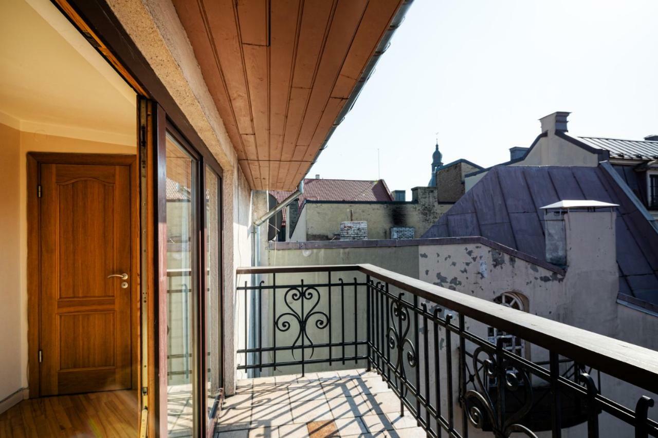 Old Aldaru Street 2 Level With Terrace * Riga
