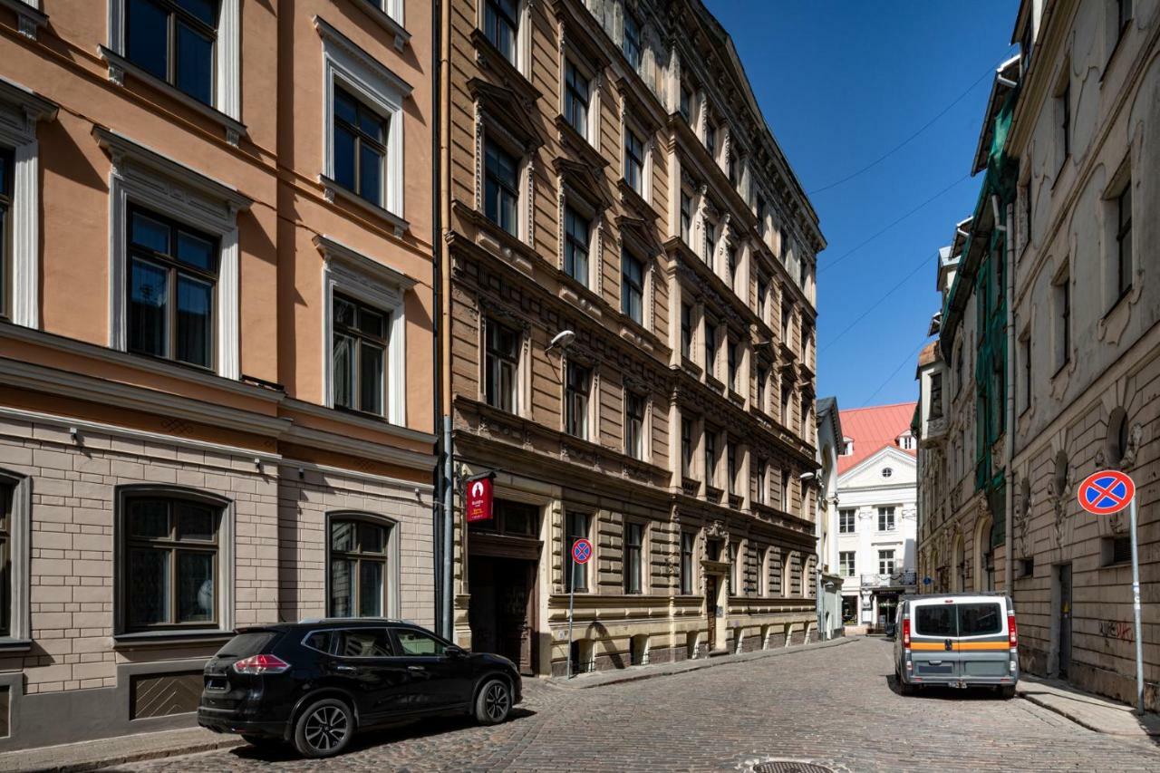Old 2 Bedroom Vecpilsetas Street * Riga