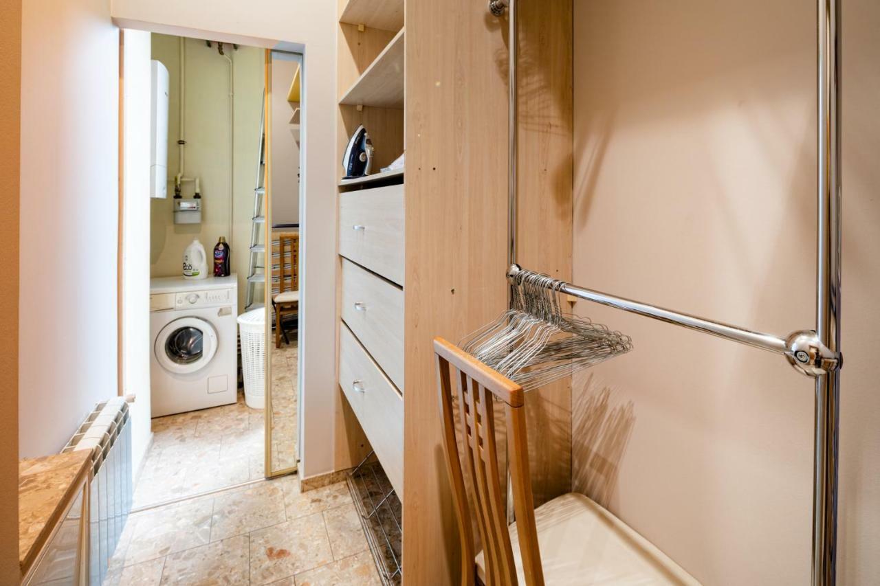 Appartement Old 2 Bedroom Vecpilsetas Street