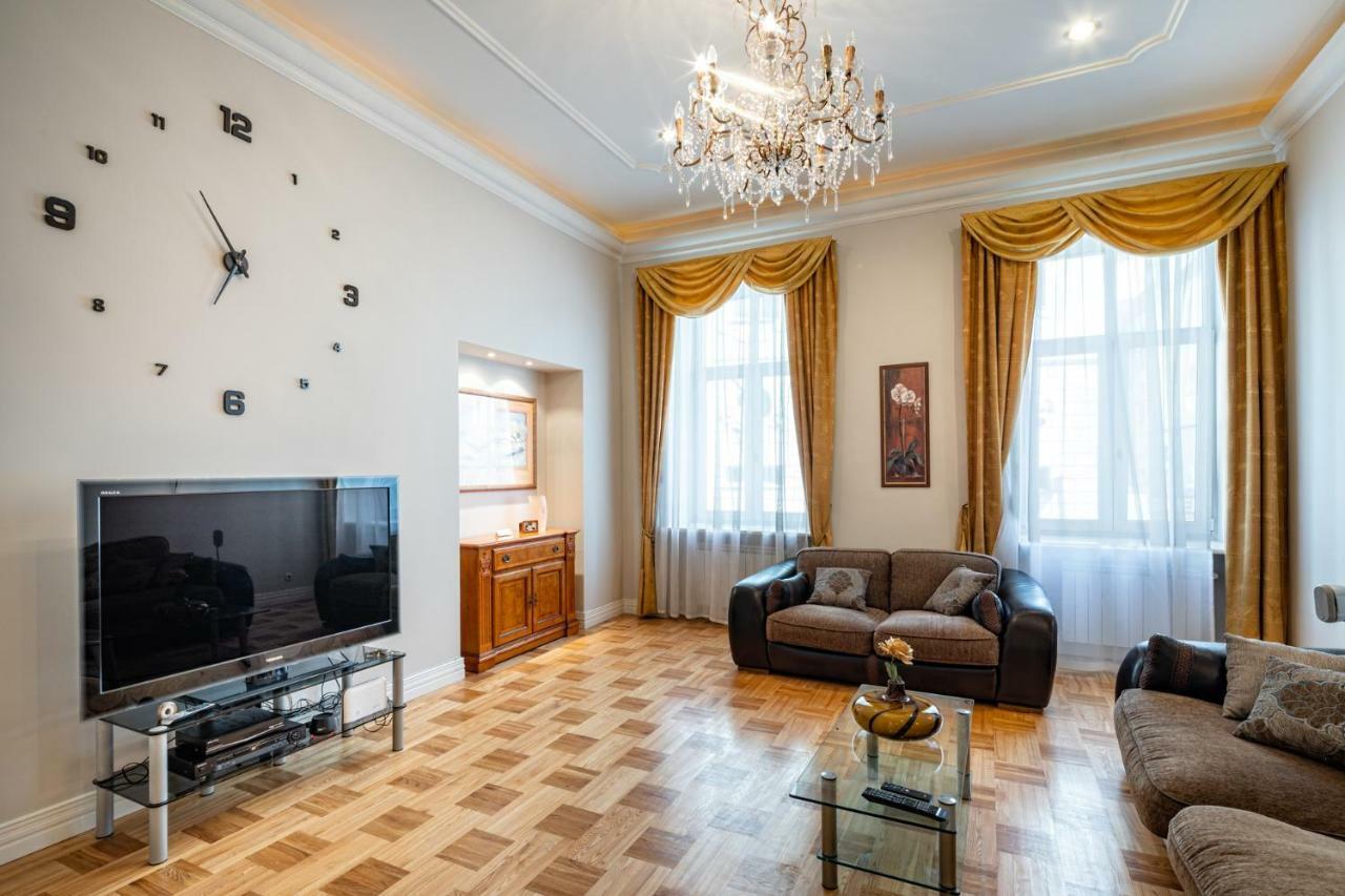 Apartment Old 2 Bedroom Vecpilsetas Street