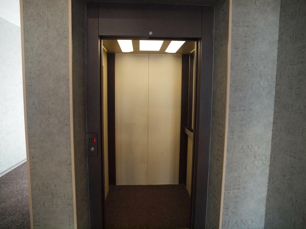 Hotel Westa 2*