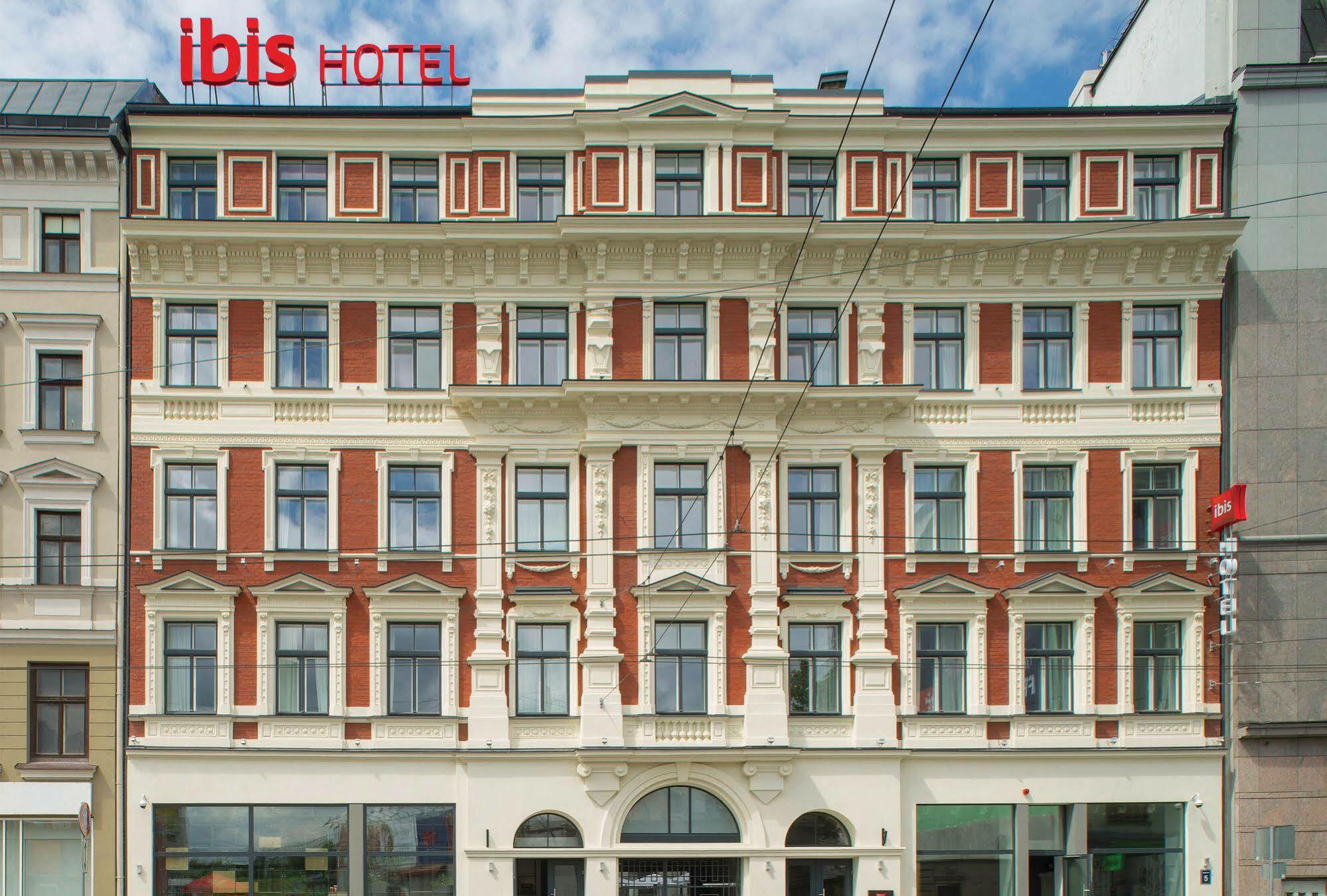 Ibis Centre 3*