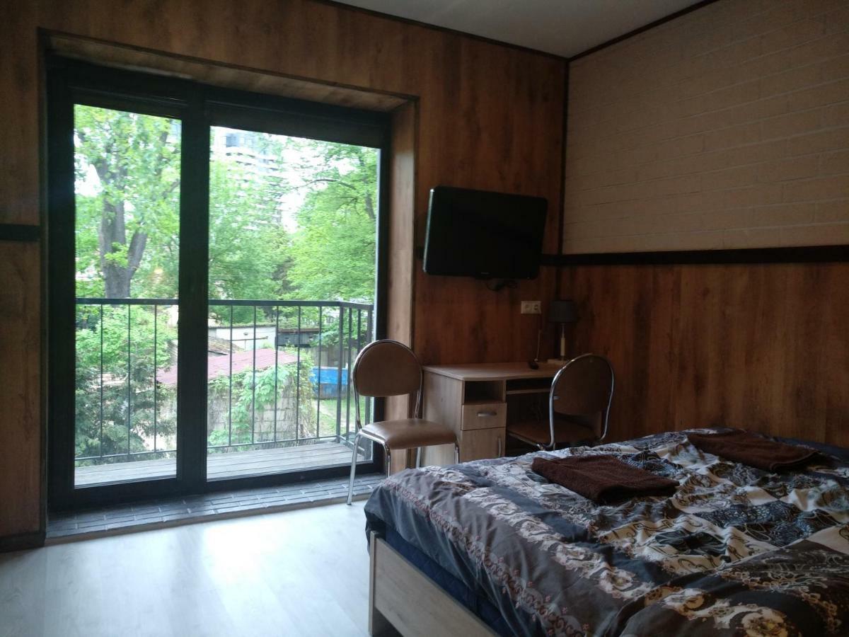 Atrium Hotel