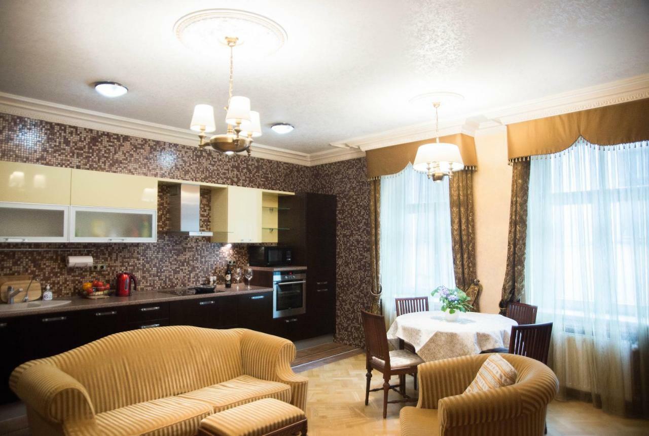 Apartment Center Old Town