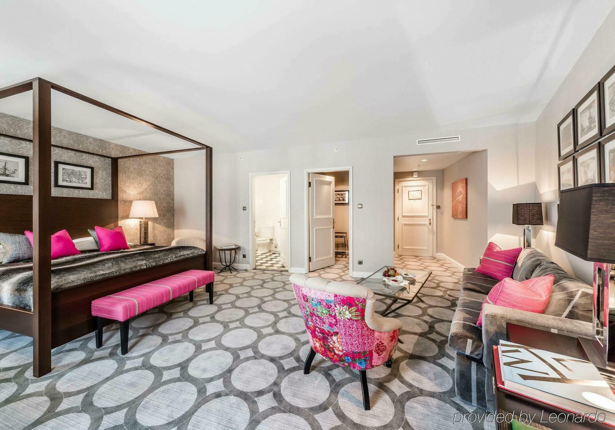 Grand Palace - Small Luxury Of The World Hotel 5*