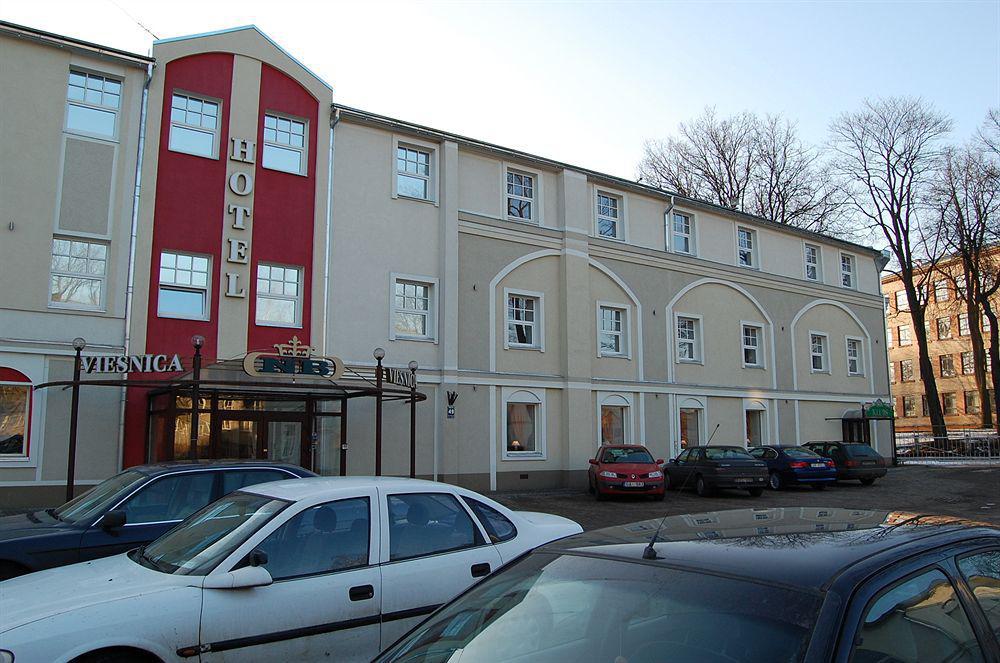 Nb With Free Parking Riga
