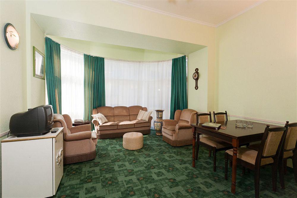 Hotel My Ok & Coliving Riga