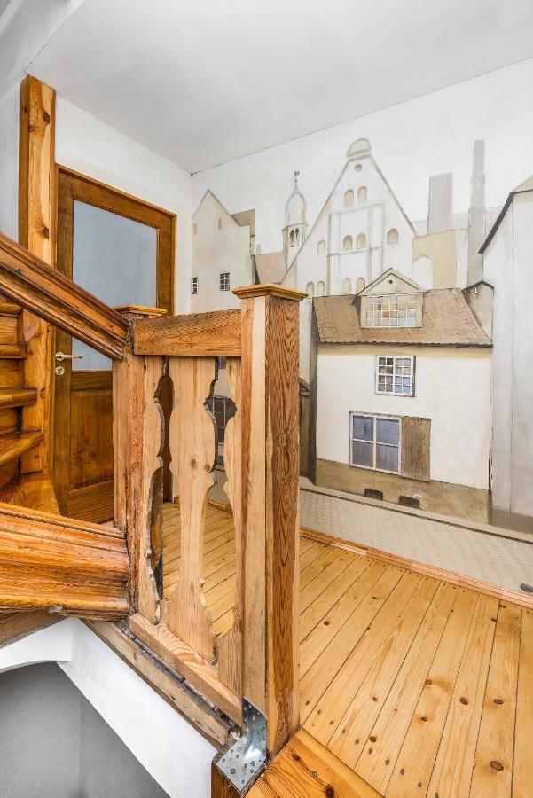 Doma Square Penthouse, In The Heart Of Old Town Apartment *
