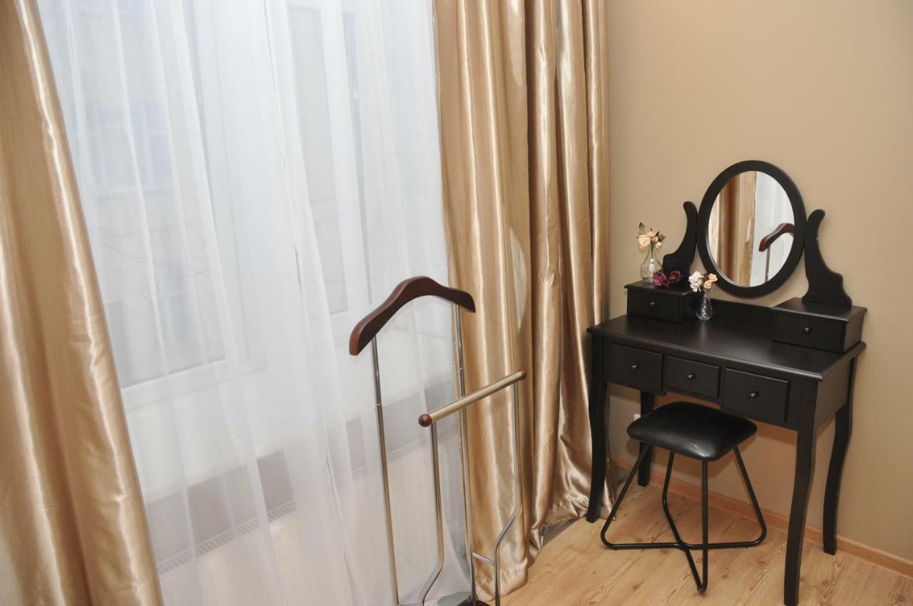 Apartment Baltic Amber In Diplomatic District & Free Parking Riga