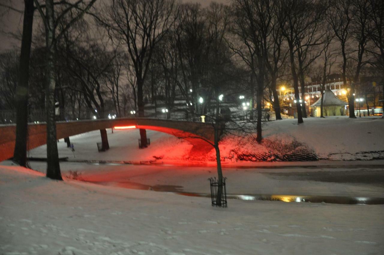 Baltic Amber In Diplomatic District & Free Parking *