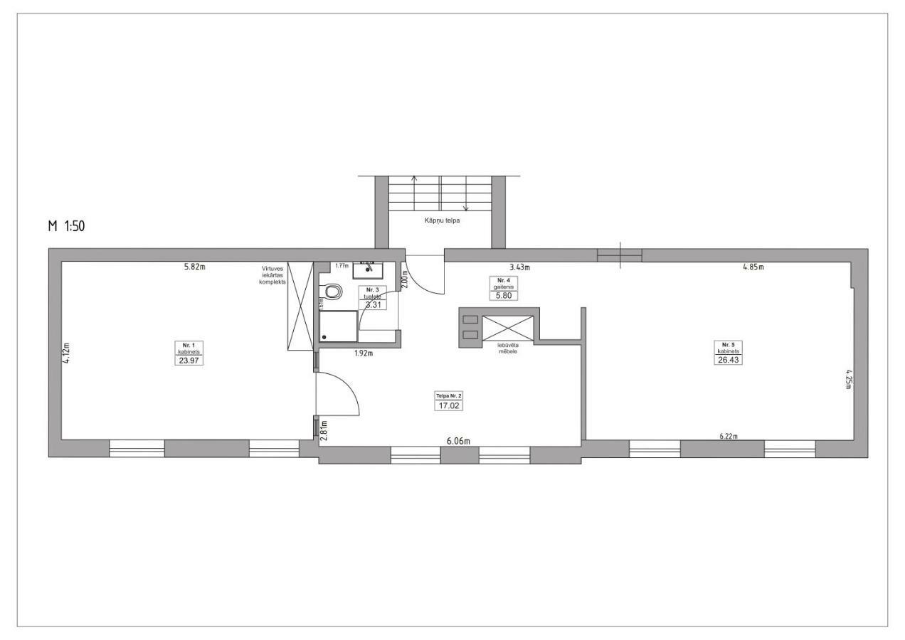 Apartment Family Or Group In Silent Center *