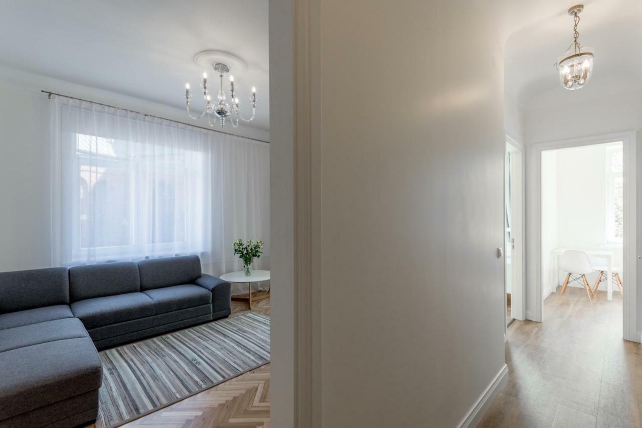 Apartment St. Peter's Church *