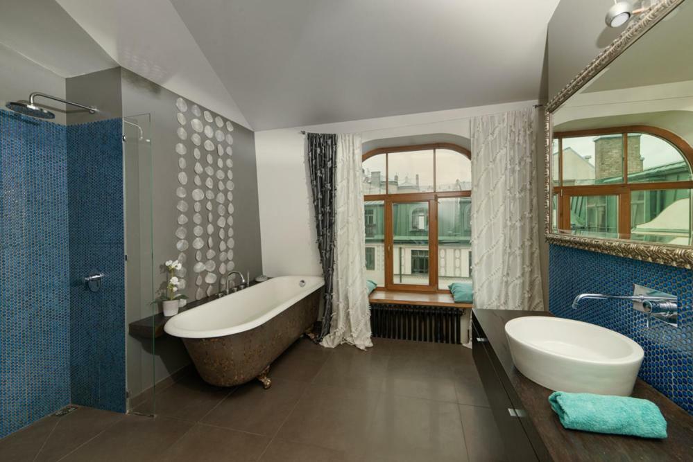 Spacious Loft In Art Nouveau Area *