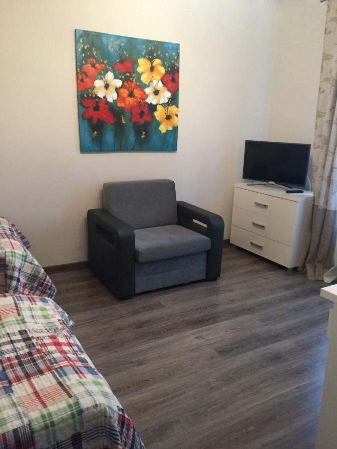 Sky Apartment *