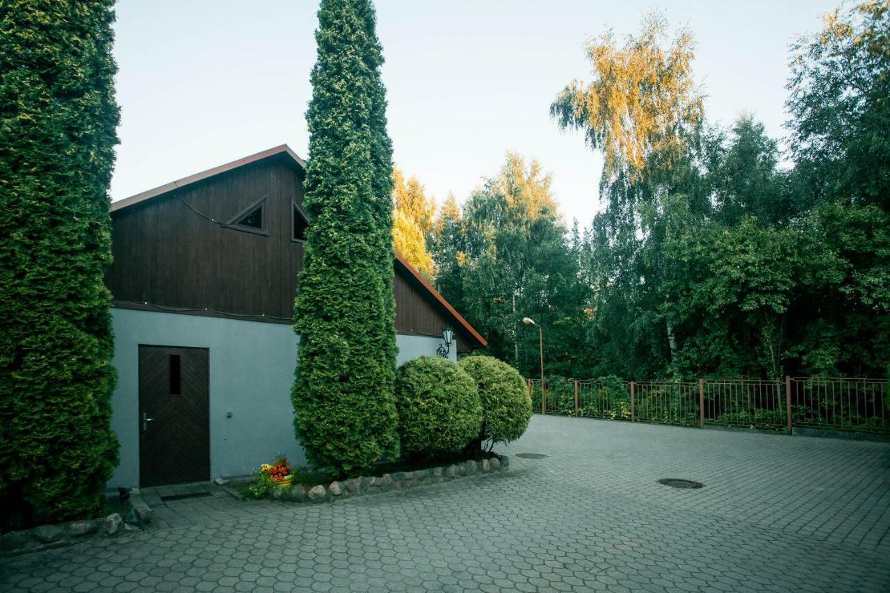 Renau Guest house *