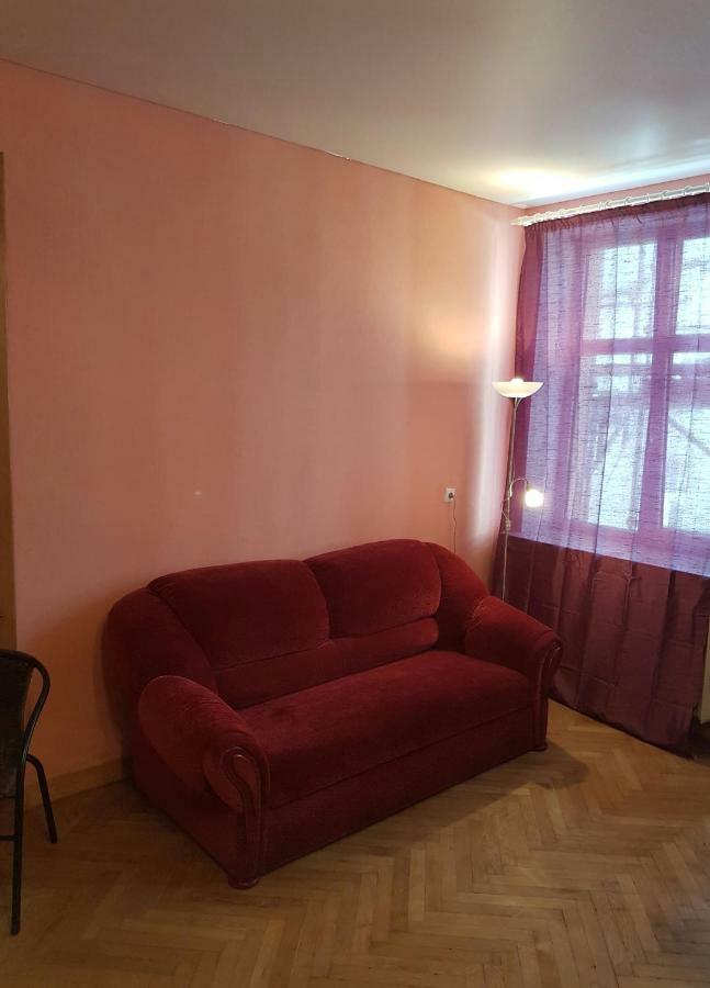 Ebu 28 Apartment