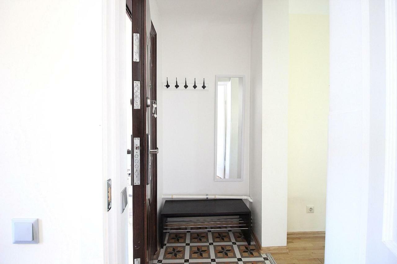 Apartment City Center Lacplesa *
