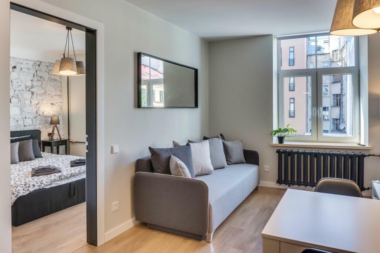 Old Town Black Apartment