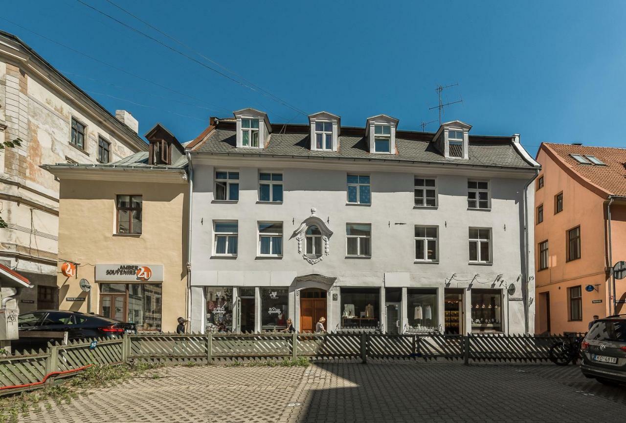 Old Town White