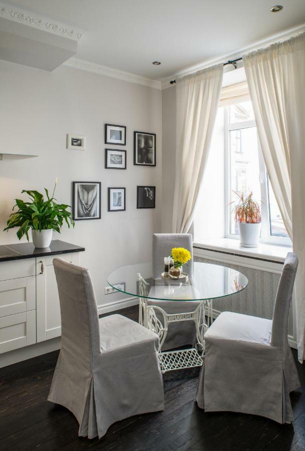 Apartment Eduarda Smilga, 1