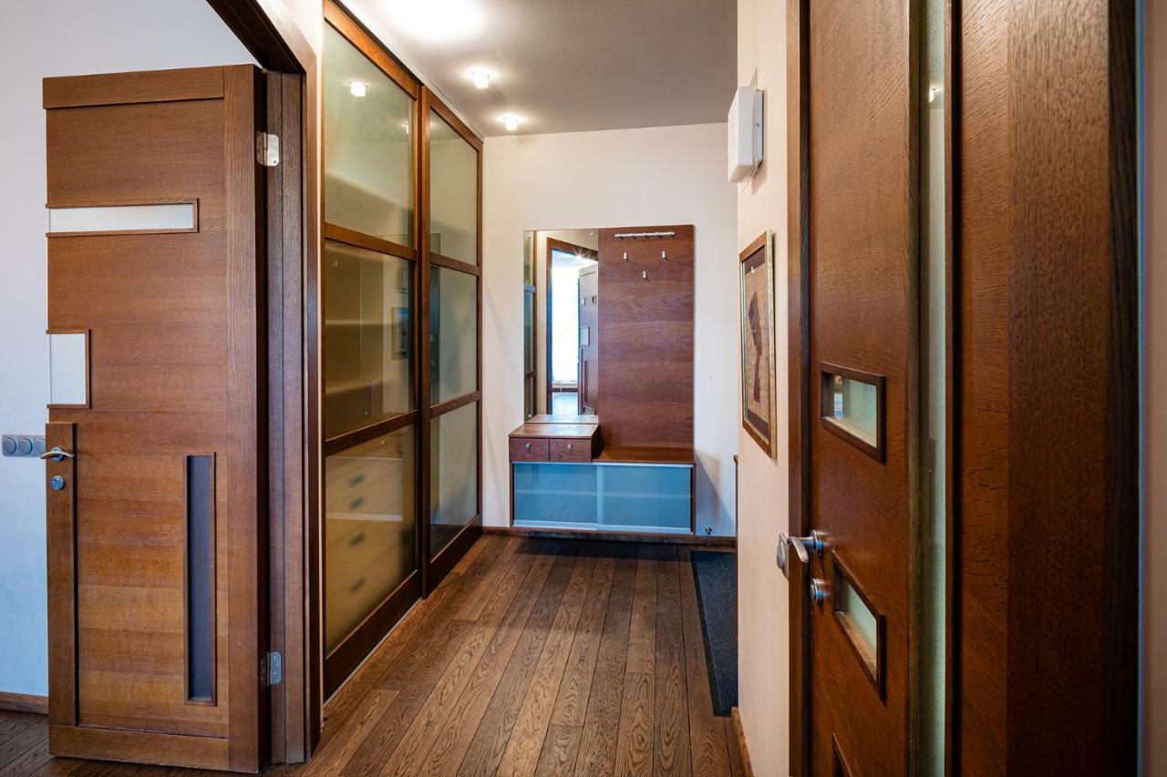 Old Central Apartment *