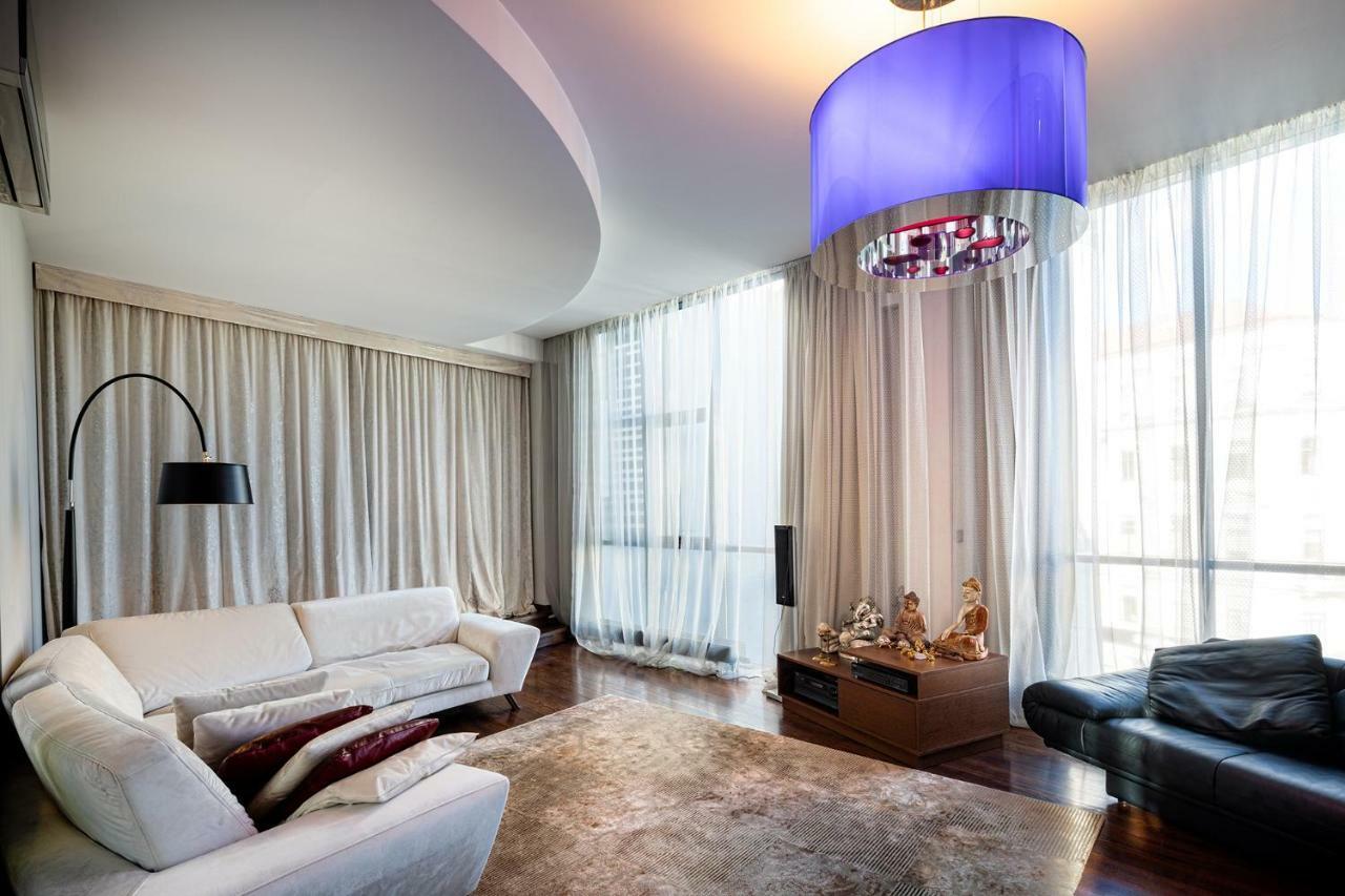 Old Luxury Studio Apartment Riga