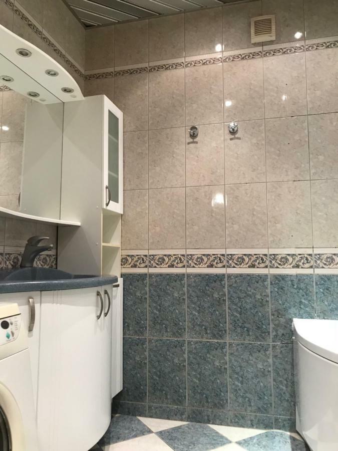 3 Bedrooms With Free Parking And River View Apartment