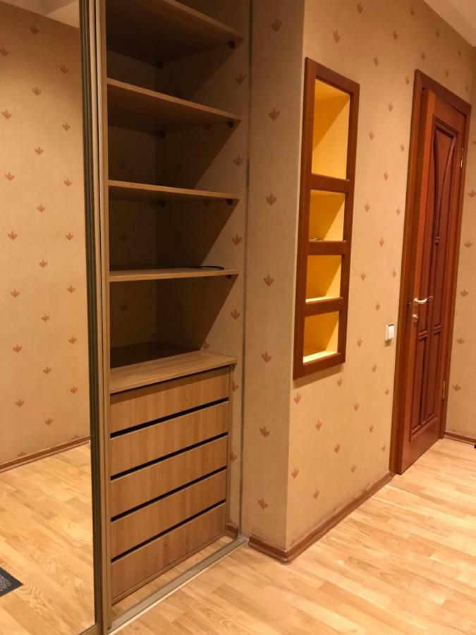 3 Bedrooms With Free Parking And River View Apartment