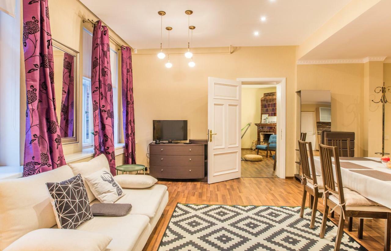 Charming Spacious 3 Bedroom In Old Town Appartement Riga