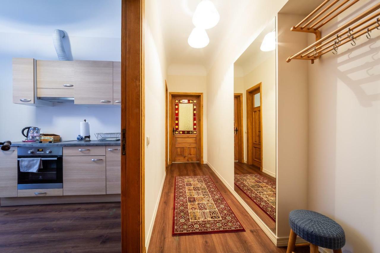 Apartment Stories Writer's Ap 40sqm Renovated Free Parking