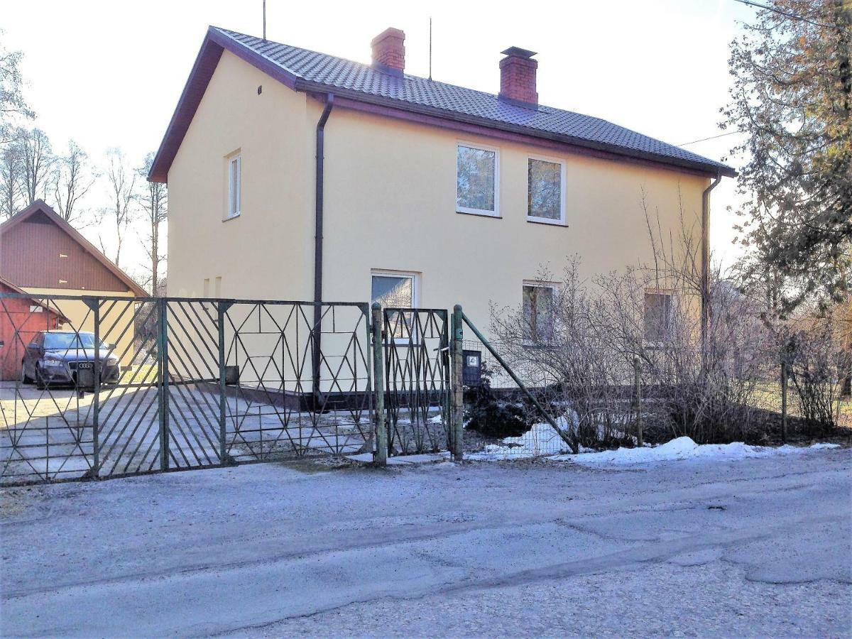 Excelent With Garden And Free Parking Apartment *