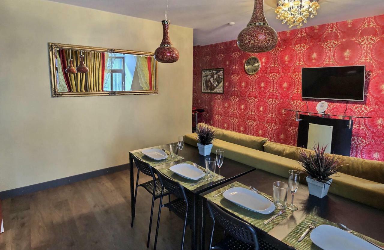 St.roland Livu Square Appartement