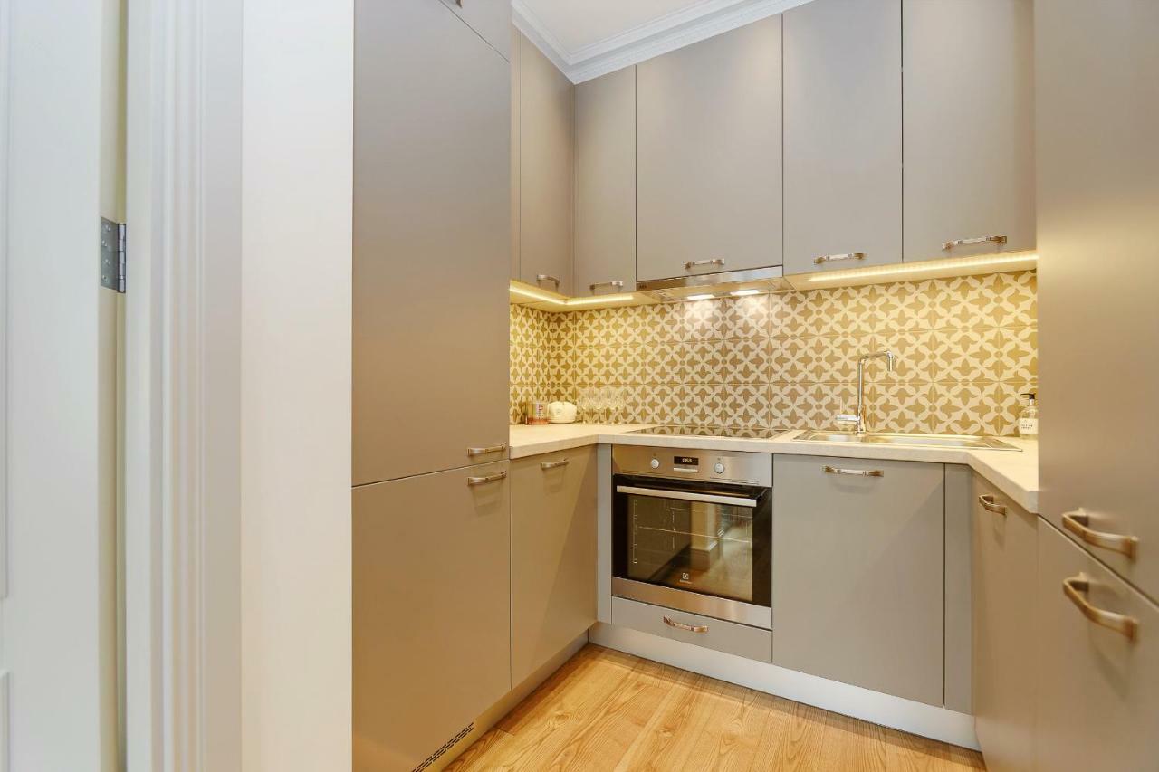 Dzirnavu Residense Apartment Riga