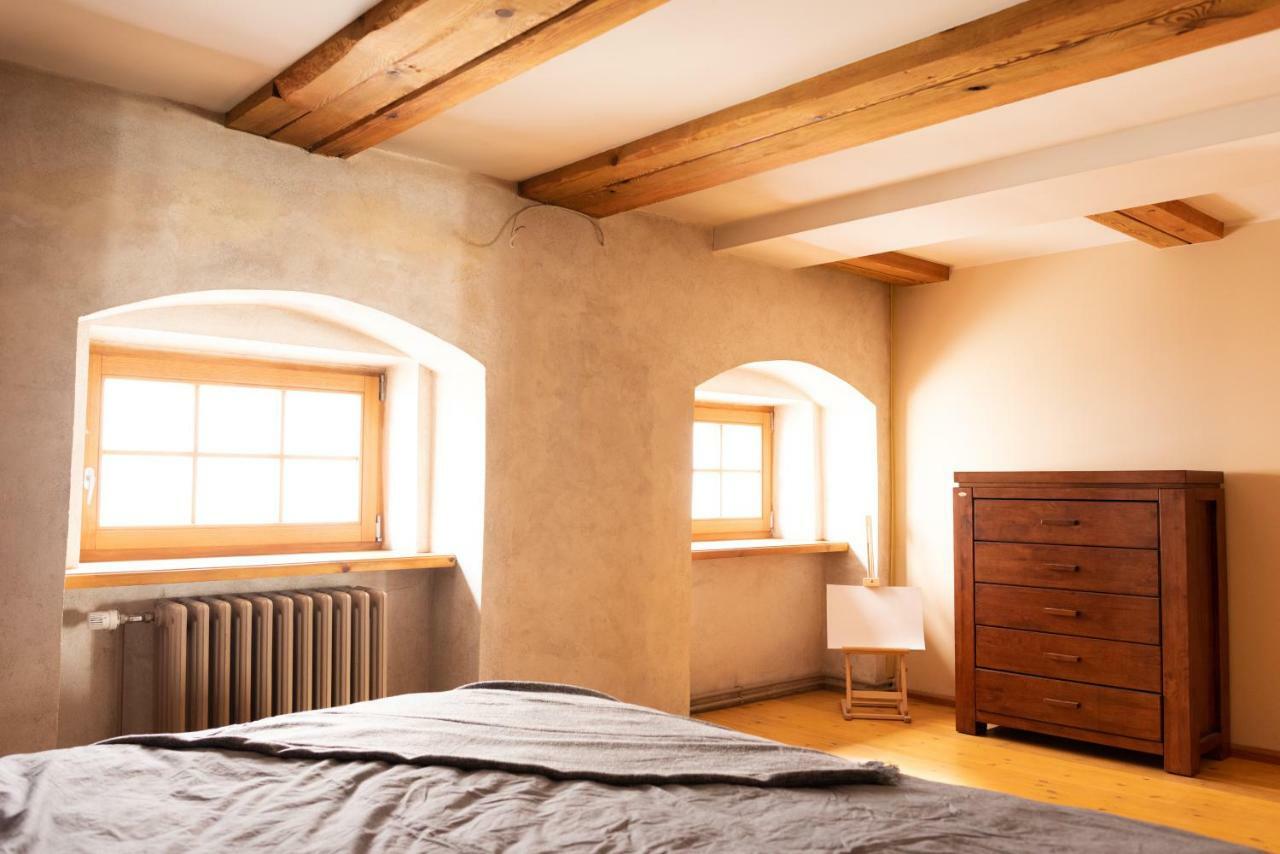 Old Town Loft Duplex, 24H7D Self Check In Loft Apartment