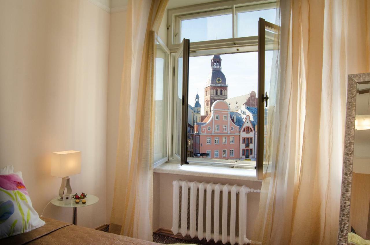 Apartment, Town Towers With Parking *